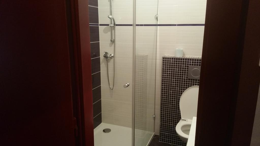 Hotel Koruna Rožnov pod Radhoštěm Chambre photo